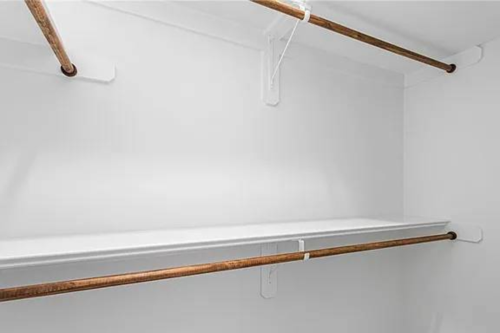 3109 Cullens Drive, Graham, North Carolina 27253, 3 Bedrooms Bedrooms, 7 Rooms Rooms,2 BathroomsBathrooms,Shamrock Valley Single Family,For Sale,Morningside Elev 2,Cullens,1,1089