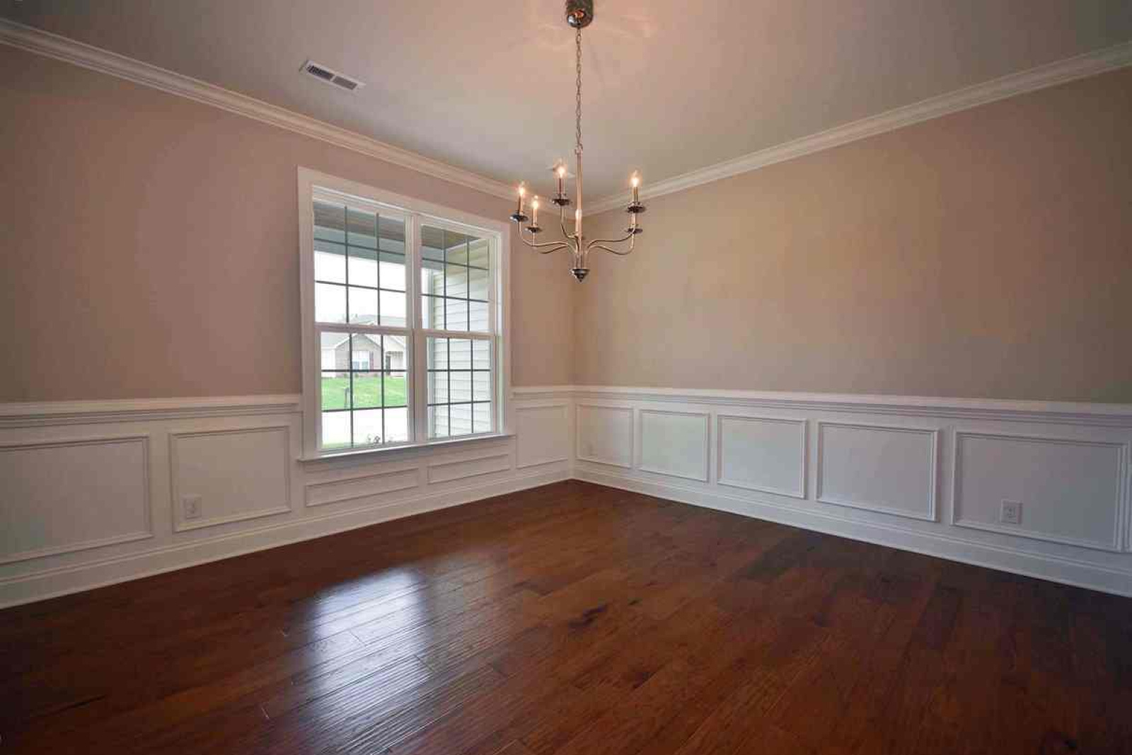3117 Cullens Drive, Graham, North Carolina 27253, 3 Bedrooms Bedrooms, 7 Rooms Rooms,2 BathroomsBathrooms,Shamrock Valley Single Family,For Sale,Weston,Cullens,1,1090