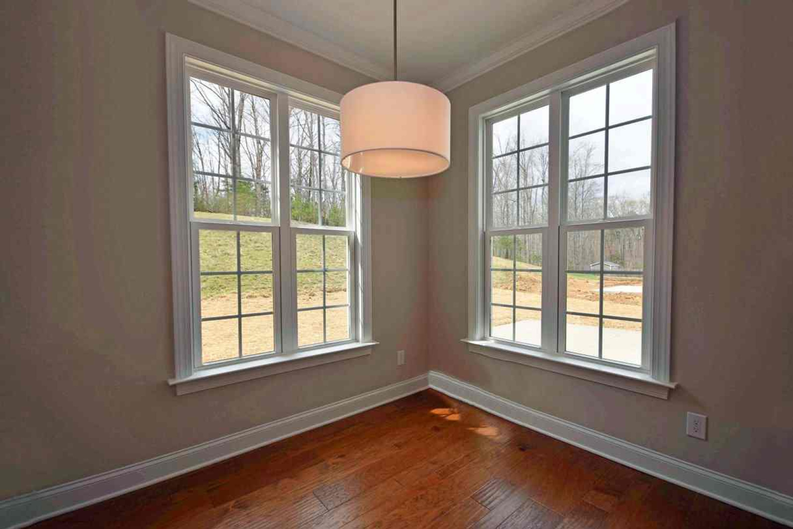 3117 Cullens Drive, Graham, North Carolina 27253, 3 Bedrooms Bedrooms, 7 Rooms Rooms,2 BathroomsBathrooms,Shamrock Valley Single Family,For Sale,Weston,Cullens,1,1090