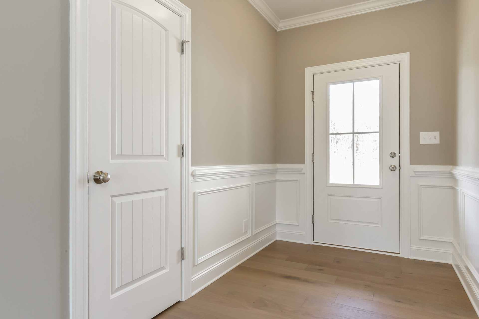 3113 Cullens Drive, Graham, North Carolina 27253, 3 Bedrooms Bedrooms, 7 Rooms Rooms,2 BathroomsBathrooms,Shamrock Valley Single Family,For Sale,Walker Elev 1,Cullens,1,1091