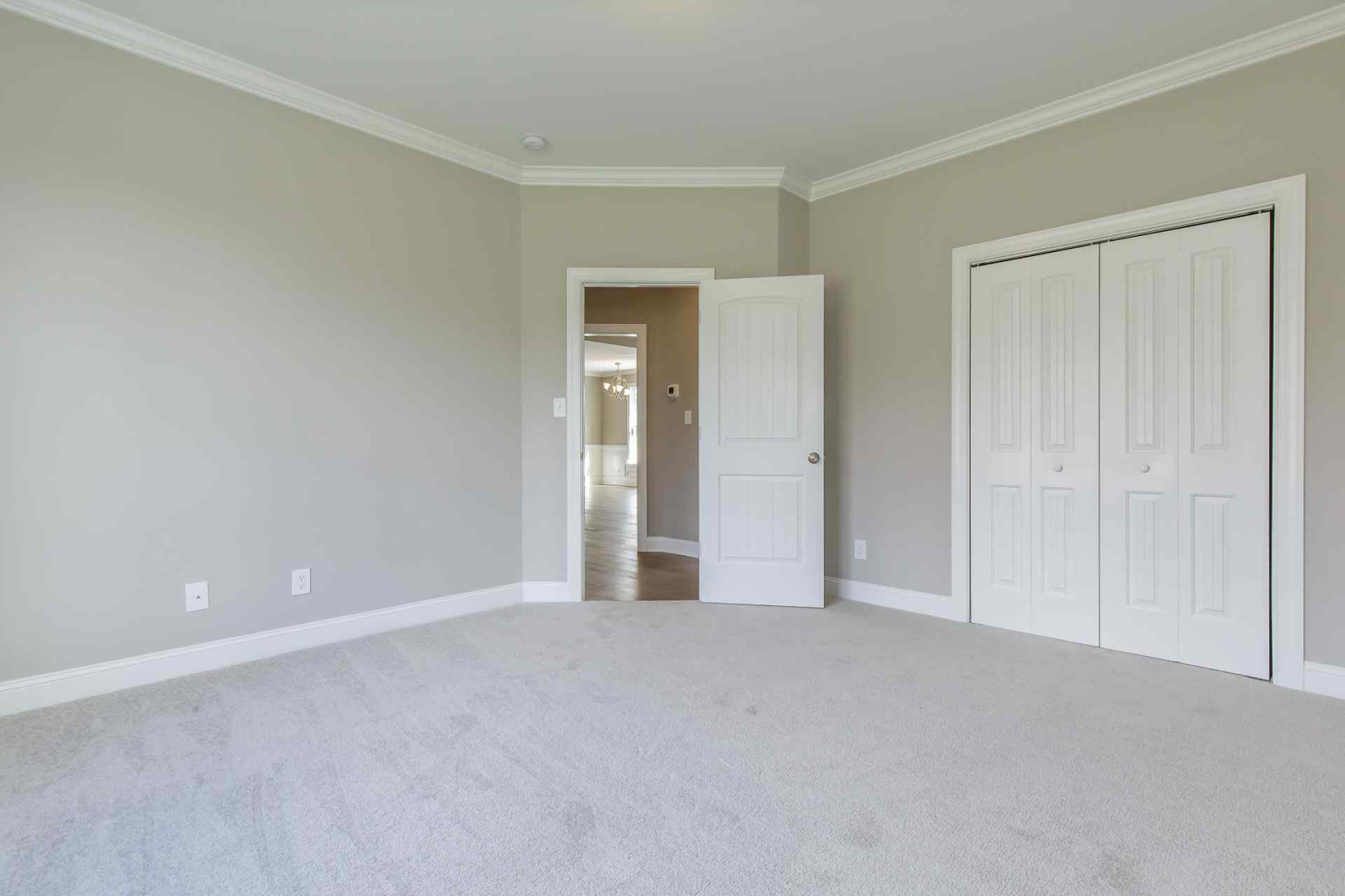 3113 Cullens Drive, Graham, North Carolina 27253, 3 Bedrooms Bedrooms, 7 Rooms Rooms,2 BathroomsBathrooms,Shamrock Valley Single Family,For Sale,Walker Elev 1,Cullens,1,1091