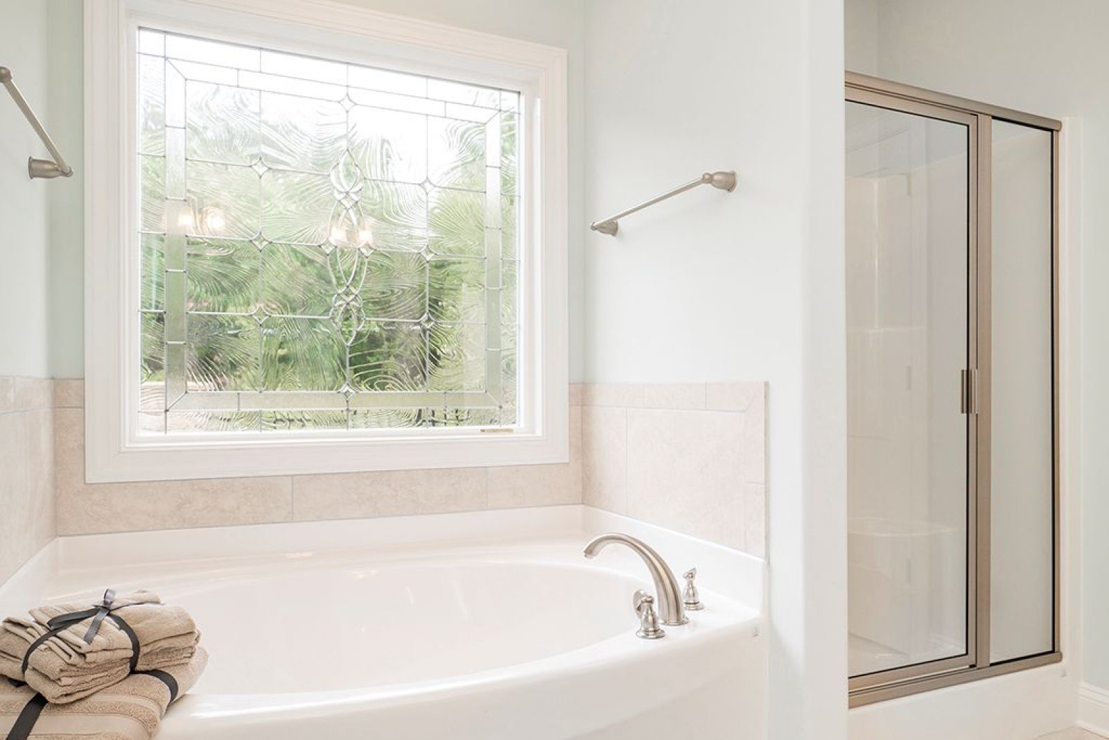 2505 McDuffy Street, Graham, North Carolina 27253, 3 Bedrooms Bedrooms, 7 Rooms Rooms,2 BathroomsBathrooms,Shamrock Valley Townhomes,For Sale,Wakefield,McDuffy,1,1093