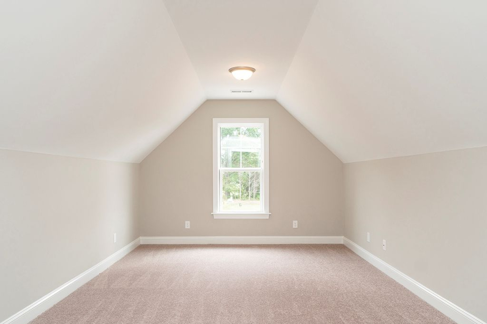 2505 McDuffy Street, Graham, North Carolina 27253, 3 Bedrooms Bedrooms, 7 Rooms Rooms,2 BathroomsBathrooms,Shamrock Valley Townhomes,For Sale,Wakefield,McDuffy,1,1093